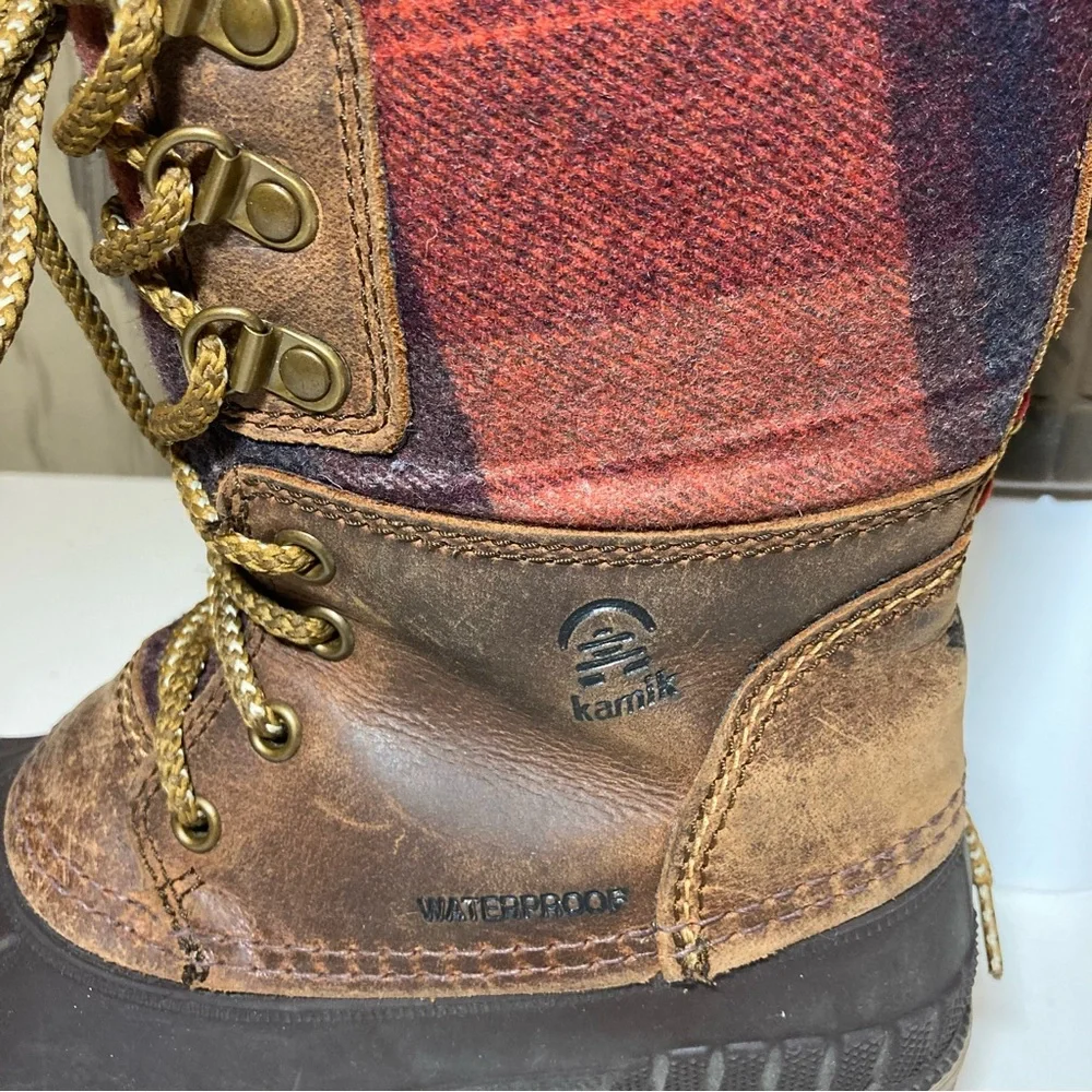 Kamik Sienna 2 Woman's 6 Mid Waterproof Red Plaid Brown Lace Up Thinsulate 200g